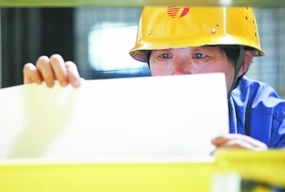 【中國夢?大國工匠篇】金牌工人戚紅和她的15人切鐵組