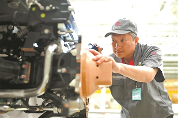 勞動者之歌 | 羅昭強