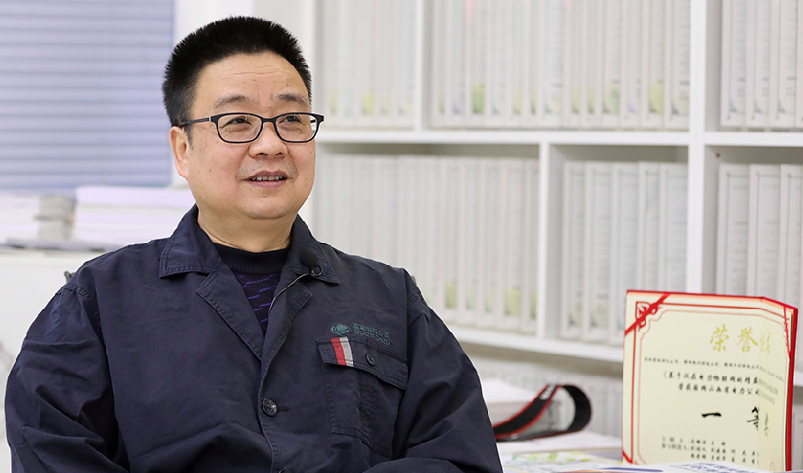 中國夢·大國工匠篇 | 電網運檢“掃地僧”宰紅斌