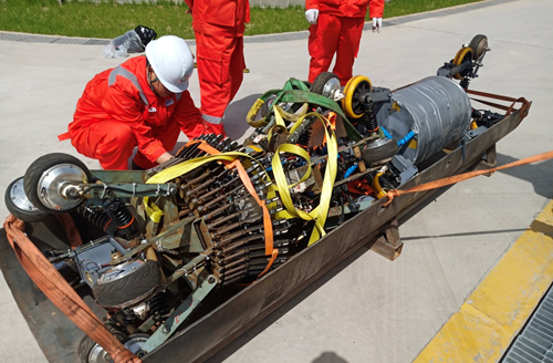 【“五小”創新有我在】自主研發自爬行內檢測器助力油氣管道檢測