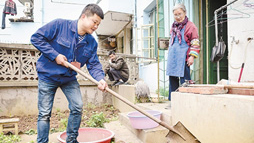 【2016勞動者之歌】吳雄飛：8年參加志愿服務和維修檢查4萬余次