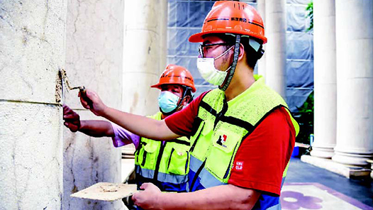 【一線：360行】水刷石修繕工：不放過0.5毫米的細縫