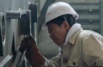 大國工匠·為國鑄劍 | 盧仁峰：單手焊接堅固“鐵騎”