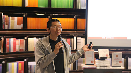 中國夢·大國工匠篇 | 梁駿：二十年攻堅克難 自主創新做強民族芯片