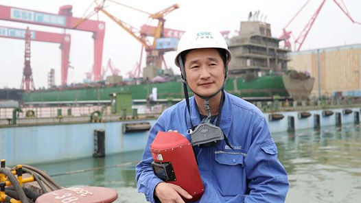 【2022勞動者之歌】馮文虎：萬噸巨輪“鋼鐵裁縫師”