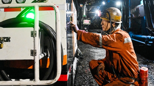 奮進強國路 闊步新征程｜向綠向新，新型能源體系加快構建