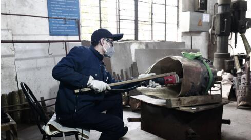 中國(guó)夢(mèng)·大國(guó)工匠篇 | 劉佑年：30年匠心練出“金耳朵” 一輩子鑄好編鐘的“哆來(lái)咪”