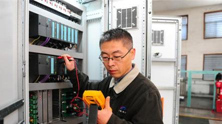 中國(guó)夢(mèng)·大國(guó)工匠篇 | 煤礦工人張晨光：“拆”出來(lái)的技術(shù)創(chuàng)新能手