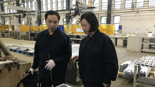 中國夢·大國工匠篇 | 70后巾幗“焊將”：焊接又苦又臟 但別人能干我也能干