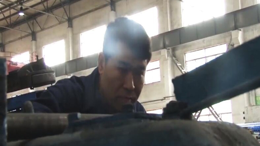 最美職工李杰：妙手回春破難題 傳授技術育人才