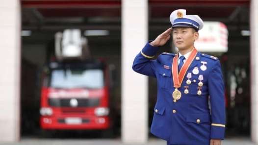 團結奮斗開新局 喜迎工會十八大·勞動者之歌｜逆行在救援路上的“火焰藍”