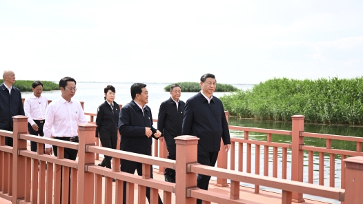 擦亮新時代黨的建設“金色名片”——以習近平同志為核心的黨中央貫徹執行中央八項規定、推進作風建設紀實