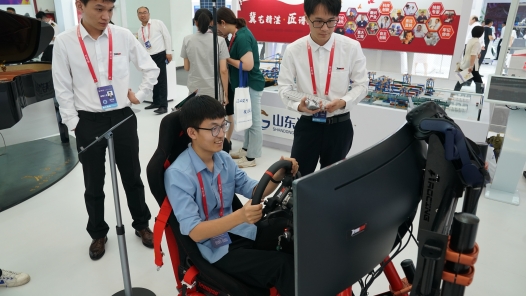 中工網記者帶你直擊“工匠論壇”展臺