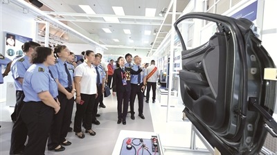 在這里，創新之光照亮產業報國夢——探訪北京工匠創新成果展區