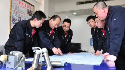 時政微觀察丨工人階級代表先進生產力