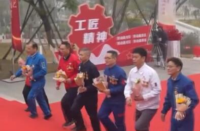 今天，他們是最耀眼的星！