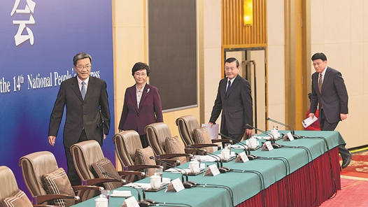 發展新質生產力，加大技能人才培養力度