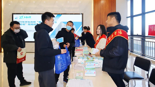 呼和浩特市舉辦“新業(yè)態(tài)專場(chǎng)”招聘會(huì)