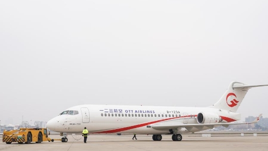 筑夢(mèng)現(xiàn)代化 共繪新圖景·勞動(dòng)者之歌｜旭日8409，安全落地