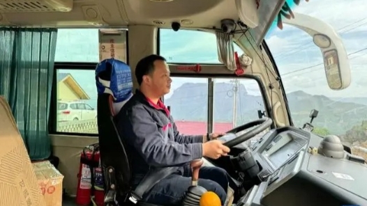 筑夢現代化 共繪新圖景·勞動者之歌 | 鄧蘭舟：努力服務好每位村民