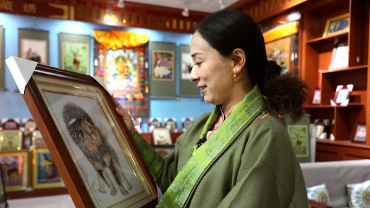 筑夢現代化 共繪新圖景·勞動者之歌｜拉毛葉忠：讓傳統藏繡走出高原