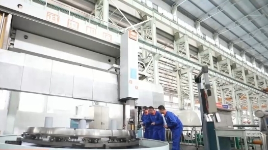 勞動者之歌 | 張偉：誤差精確到“絲”數控機床上也有“雕刻師”