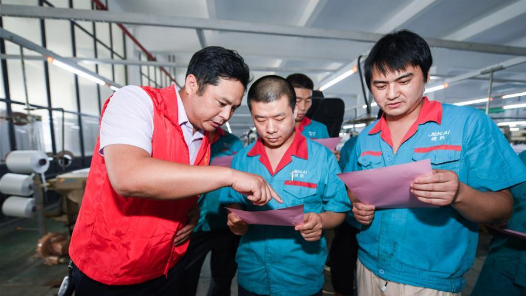 呼和浩特市總工會(huì)組織召開(kāi)職工業(yè)余活動(dòng)問(wèn)卷調(diào)查內(nèi)容征求意見(jiàn)座談會(huì)