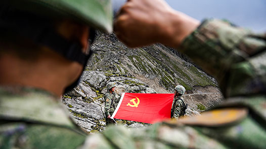 全軍學(xué)習(xí)貫徹黨的二十屆四中全會(huì)精神宣講首場(chǎng)報(bào)告會(huì)舉行 張又俠張升民會(huì)見宣講團(tuán)成員并聽取報(bào)告