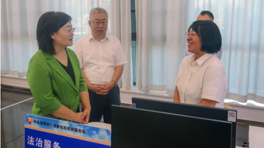 呼和浩特市總工會(huì)服務(wù)“窗口”正式進(jìn)駐市政務(wù)服務(wù)中心