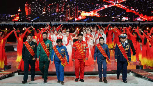 “冰雪迎春向未來 凝心聚力譜新篇” 全國職工冰雪運動挑戰賽在吉林開幕