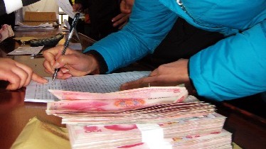 多討回了5000元經(jīng)濟(jì)補(bǔ)償金