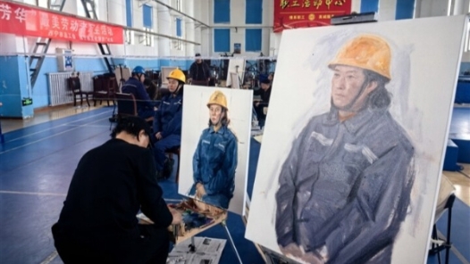 西寧啟動“丹青繪百年 勞動綻芳華”最美勞動者寫生活動