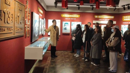 云南“中國工人大思政課”勞模工匠宣講團連續開展16場示范宣講