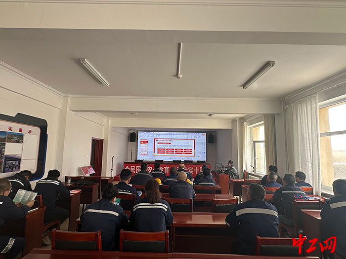正鑲白旗總工會開展職工國家安全教育宣傳活動--拍攝者：楊慧敏