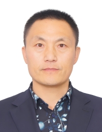 盧長海同志證件照