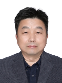 李懷東同志證件照