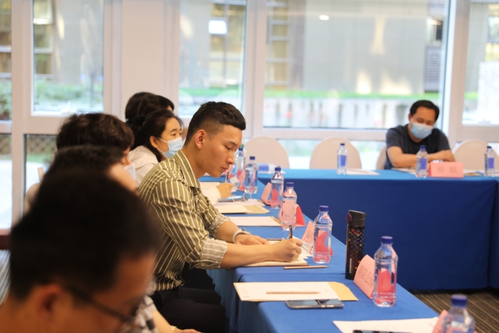 趙加炎工作照-1