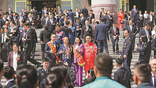 百年鑄輝煌 今朝再啟航