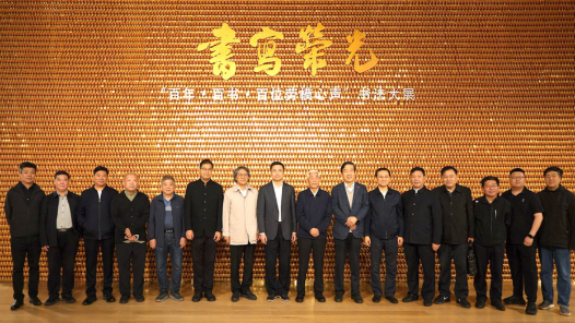 “書寫榮光”受熱捧 展期延長至5月30日