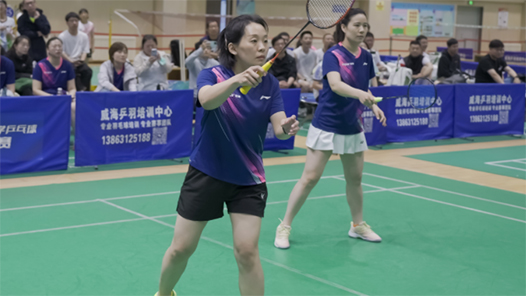 山東省國防機械電子工會舉辦職工羽毛球比賽