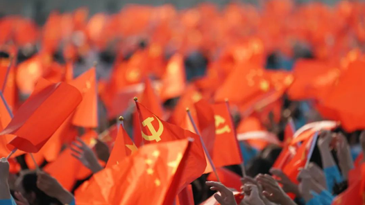 鍥而不舍落實中央八項規定精神｜走好新時代黨的群眾路線