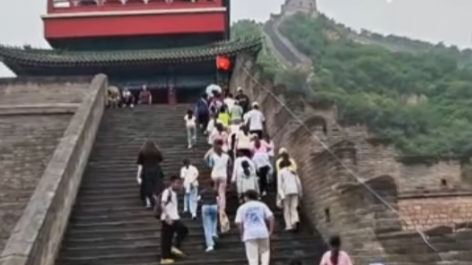 Hi,北京｜少年齊聚居庸關(guān)長城，“頂峰相見才是真好漢”！