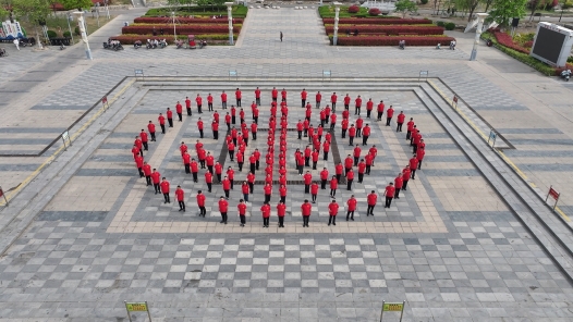 《新時代工人之歌》MV