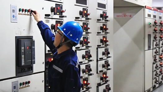 看見·身邊的勞動者：創(chuàng)新護航安全 匠心織就防線