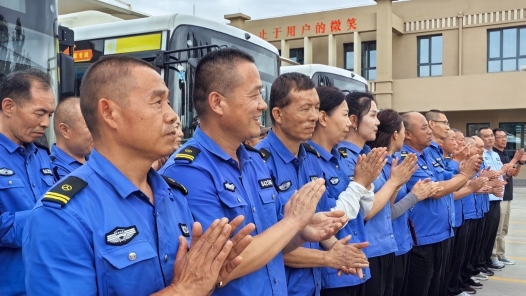 寧夏“中國工人大思政課”走進中衛市公交場站