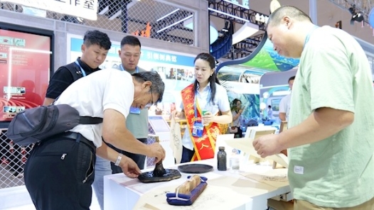 三晉工匠閃耀山城——在山西省總工會展區零距離感受山西智造的魅力