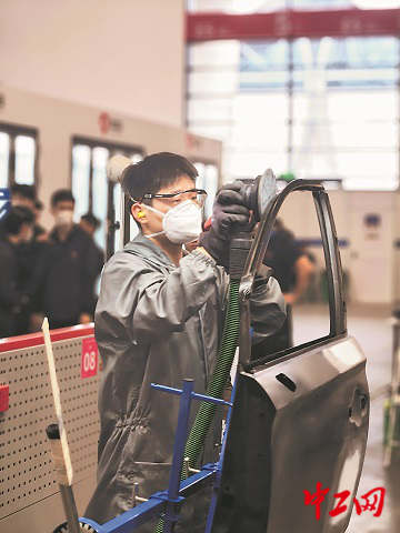 3161280_tpzz_1760061893939_b