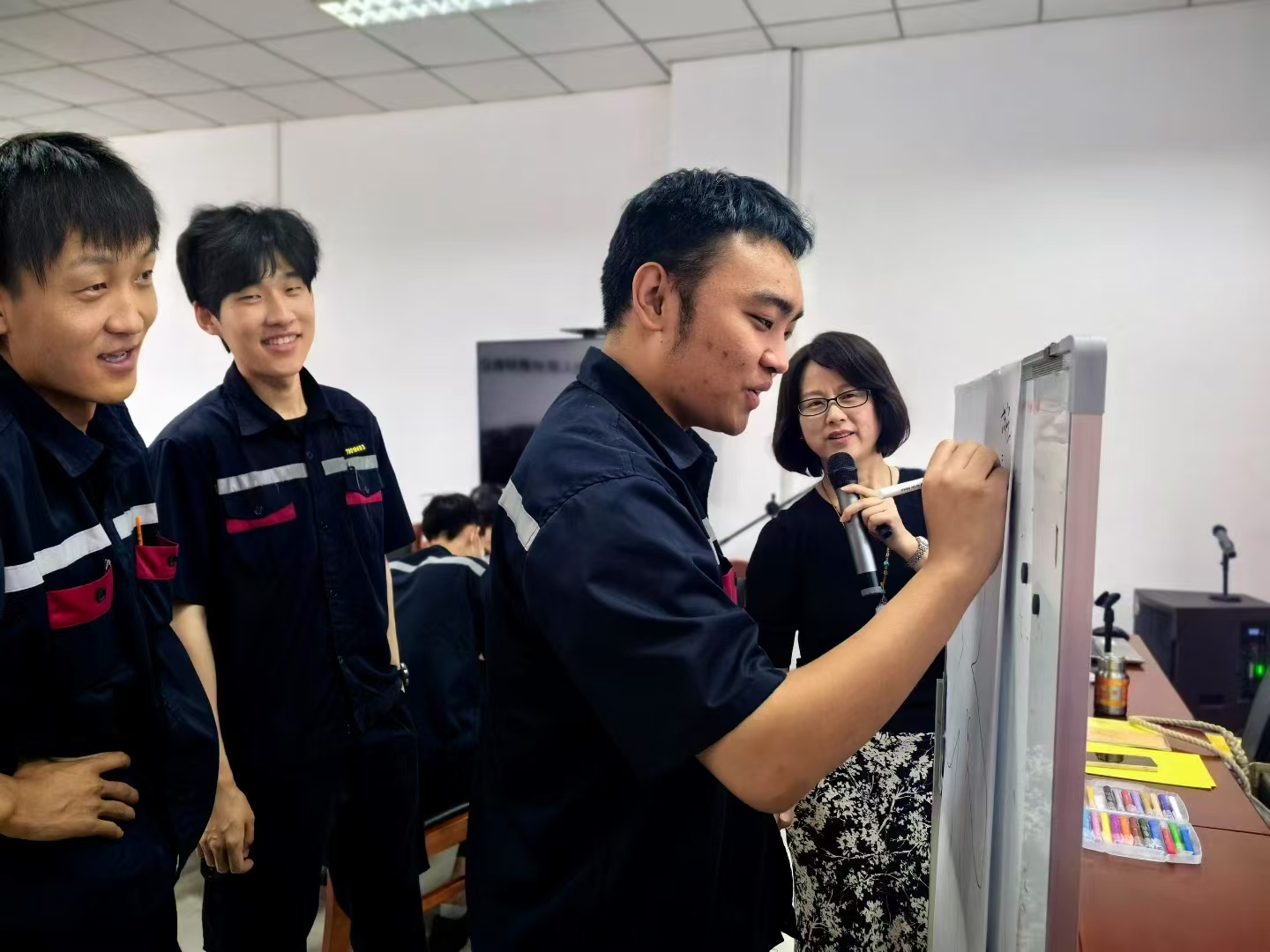 ”追光“計劃心理團輔活動