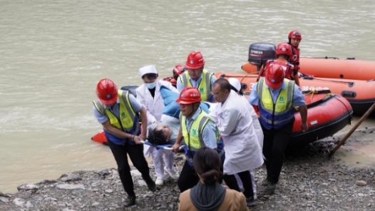 以“查”除患、以“應(yīng)”化險(xiǎn)——構(gòu)建公路工程防汛應(yīng)急聯(lián)動(dòng)機(jī)制