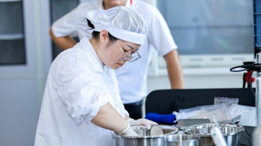 肖春花：守正創(chuàng)新鑄匠心，平凡崗位譜華章